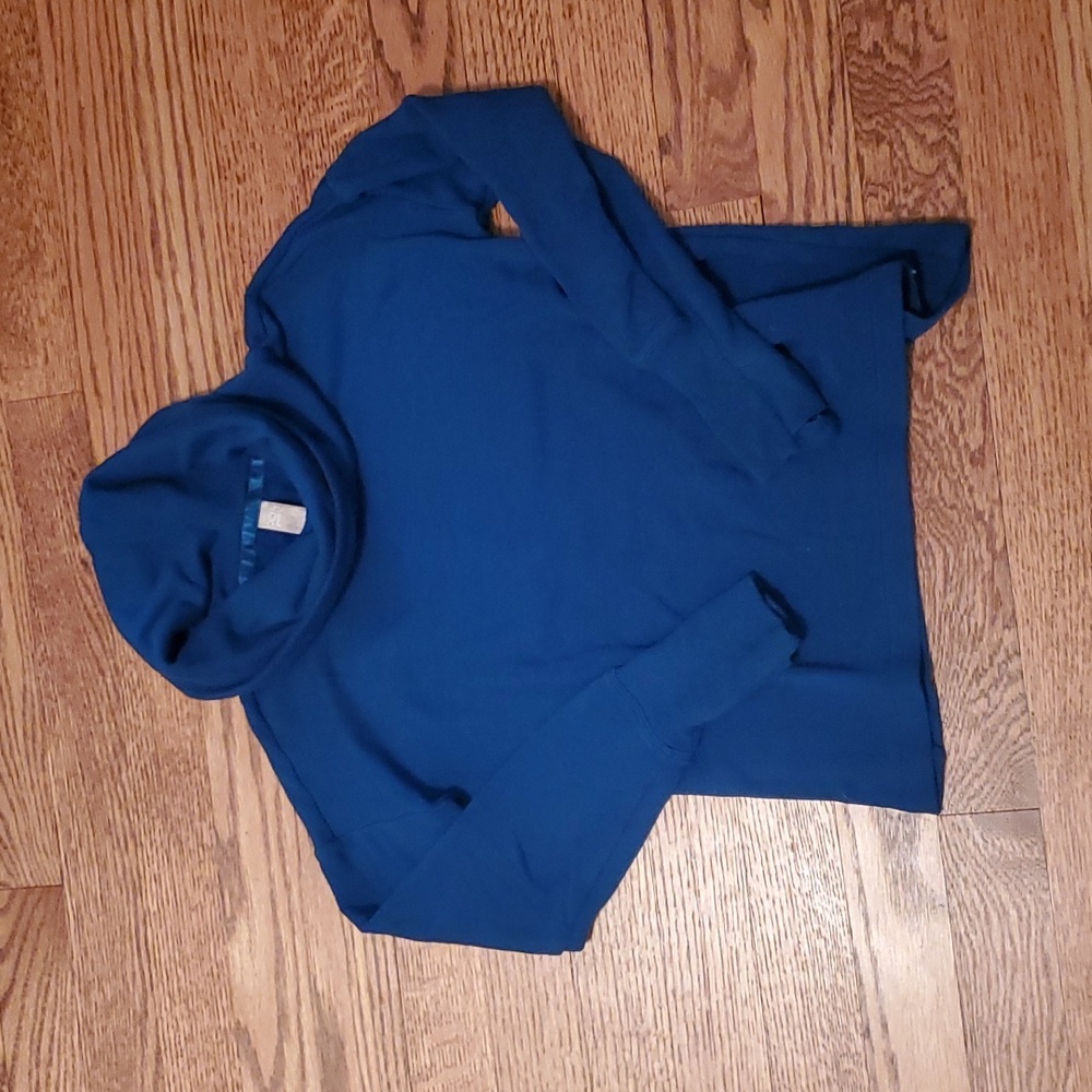 Athleta girl funnelneck sweatshirt